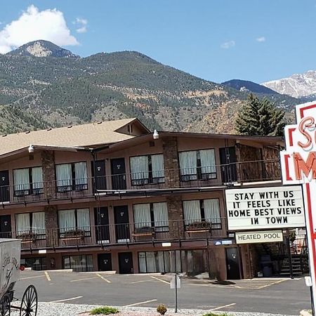מניטו ספרינגס Silver Saddle Motel מראה חיצוני תמונה