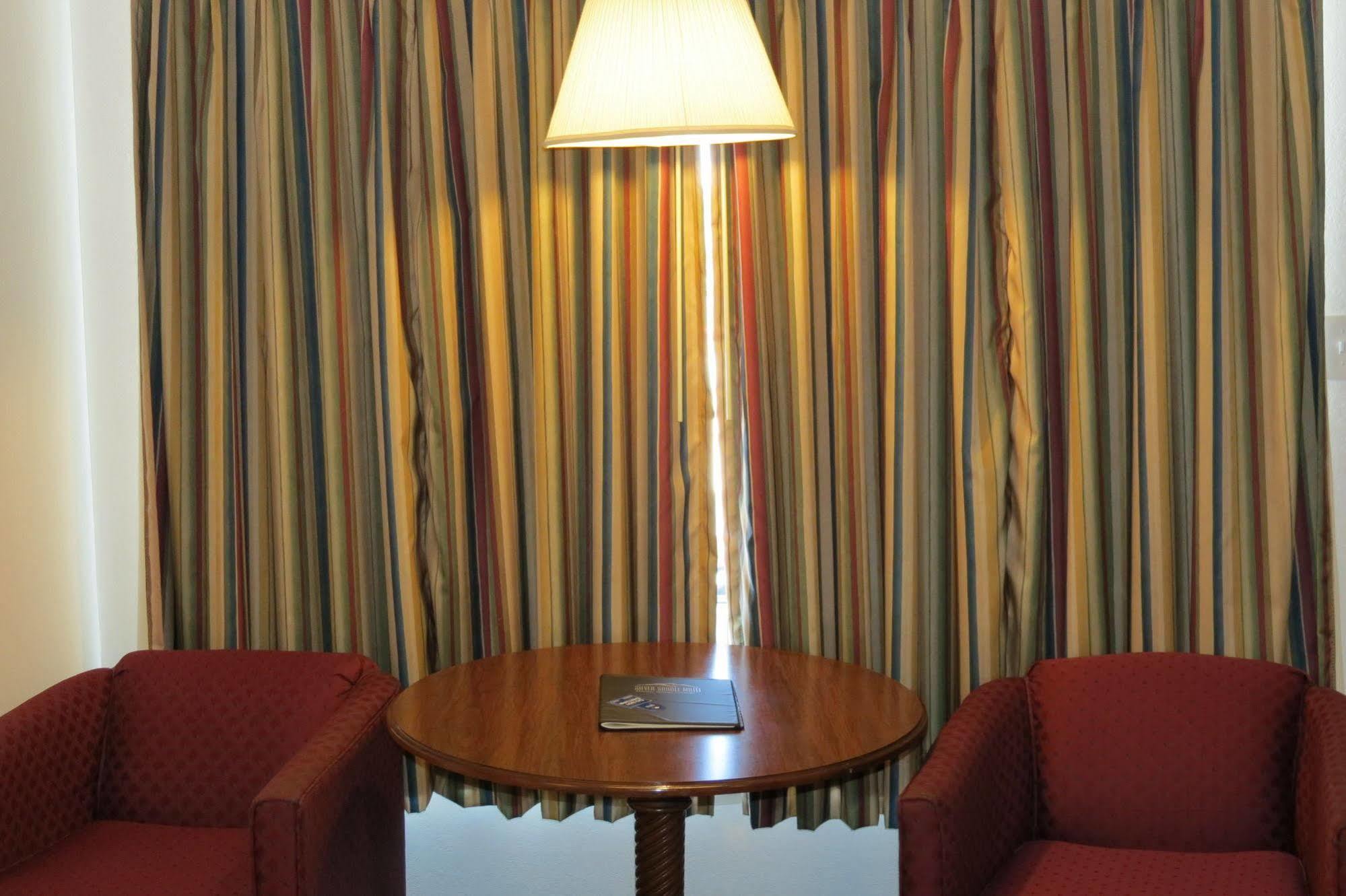 מניטו ספרינגס Silver Saddle Motel מראה חיצוני תמונה